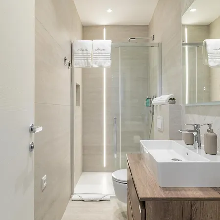Apartment De Luxe Adriatic 2 *