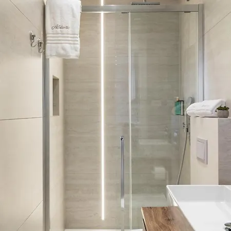 De Luxe Adriatic 2 Apartment